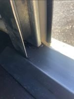 Contentor Marítimo 20 Pés Novo com Porta de Enrolar Lateral – Bege (Viagem Única) - Image 4