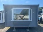 Casa Móvel "Chalet Wood Gray" 10,8 x 3,7m – Design Moderno com Bow Window e Entrada Dupla - Image 2