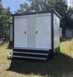 Contentor Sanitário 3x2m com Tanque de Efluentes – Entrada Dupla (WC + Duche) – Isolamento 80mm