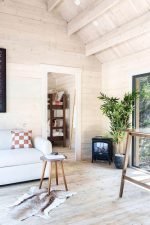 Casa modular moderna em madeira com terraço incluído - Image 4