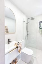 Casa modular moderna em madeira com terraço incluído - Image 11