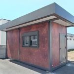 Portaria Pré-fabricada "Architectural" (6x3,5m) – Acabamento Corten, Casa de Banho para Pessoas com Mobilidade Reduzida e Relatório Energético
