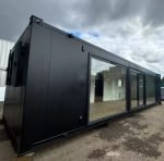 Contentor Modular 40 Pés Escritório/Cantina – Design "Black Edition" com Amplas Vidraças (Antivandalismo) - Image 7