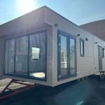 Casa Móvel "Camp II" – Design Escandinavo em Madeira (Cozinha Premium e Acabamentos de Luxo)