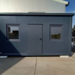 Contentor Escritório Monobloco 18m² (6x3m) com Casa de Banho – Isolamento Premium 100mm (Uso 4 Estações)