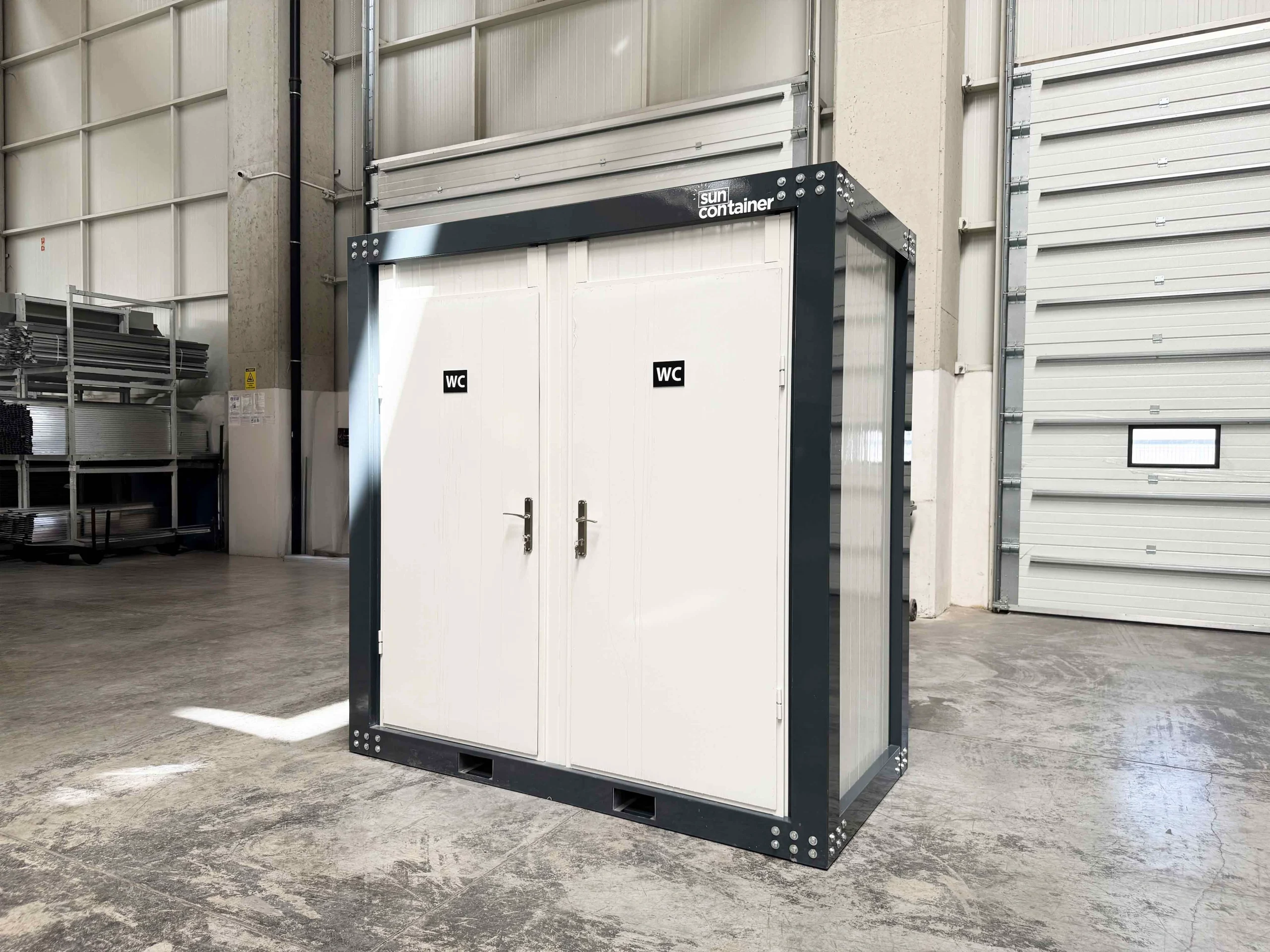 Sanitários e Piscinas