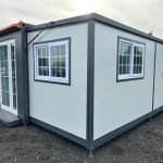 Casa Móvel Expansível "Full Deluxe" Stahlworks – 2 Quartos & Cozinha (36m²)