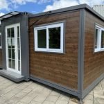 Tiny House "Complete Deluxe" 36m² – Mini Casa Expansível com 2 Quartos e Cozinha em L